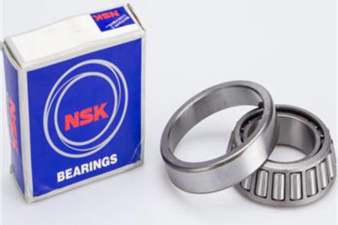 NSK HR32205 Tapered Roller Bearing Cup and Cone, ID: 25mm