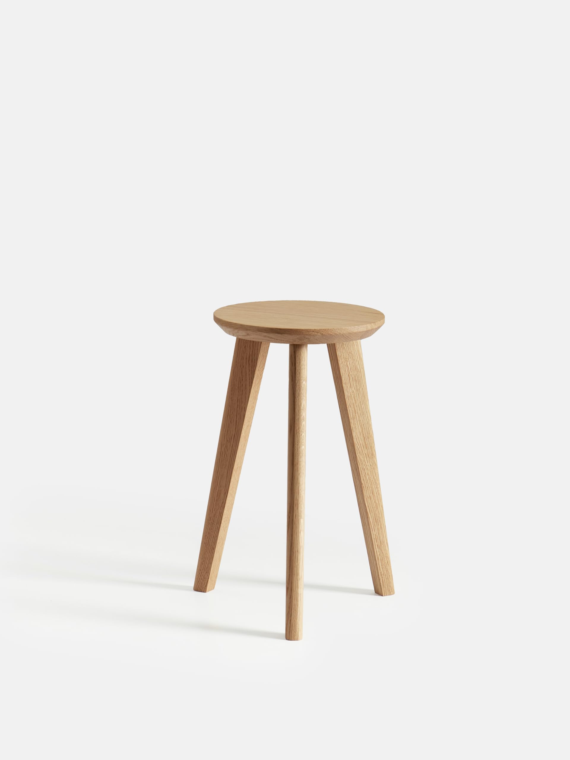 BestLoft.de Blumenständer Pflanzenständer Blumenhocker Hocker Holz Pflanzenhocker Blumensäule Blumenregal Indoor Sitzhocker rund Badezimmerhocker Pflanzenständer Holz (Eiche Hell, Höhe: 45cm)
