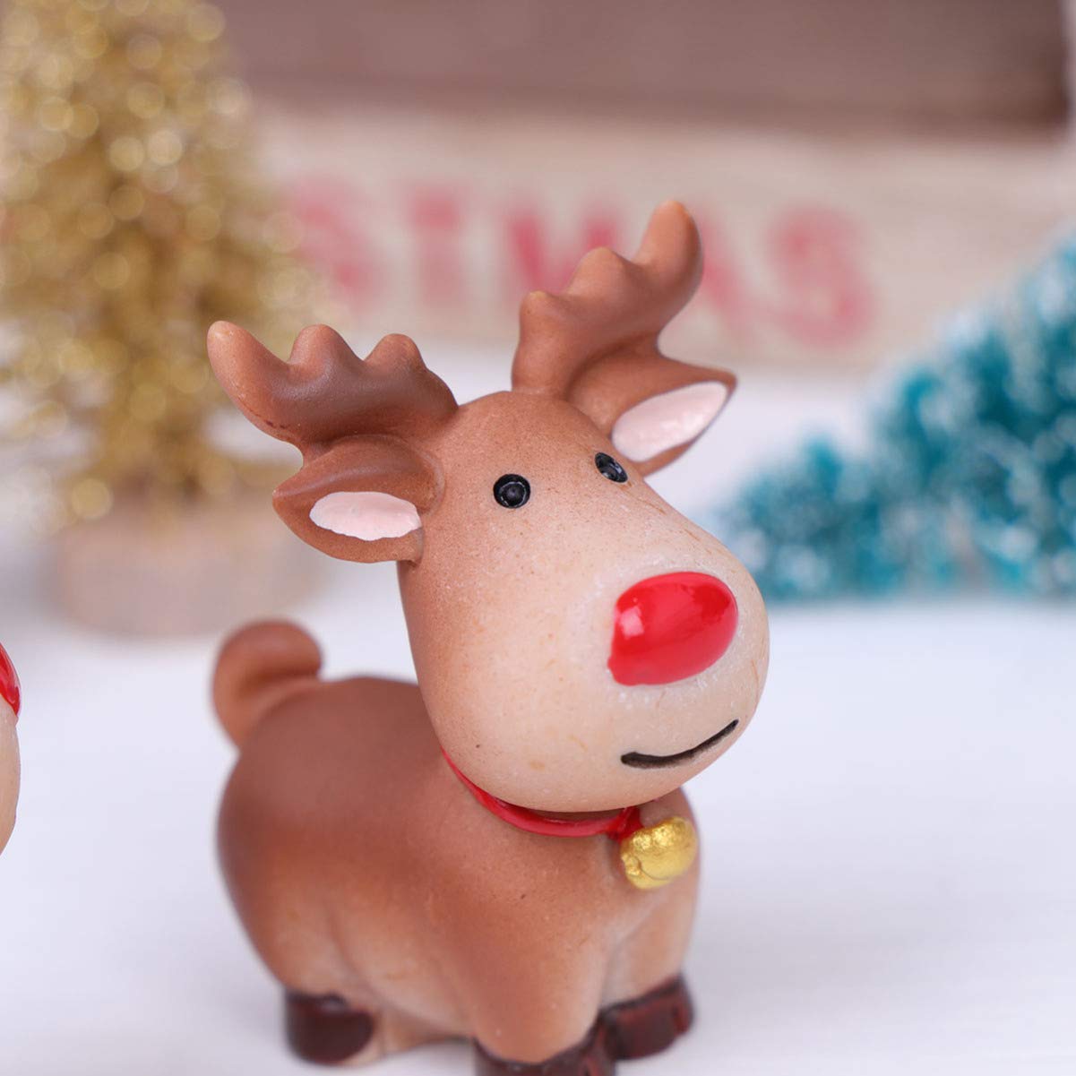 Housoutil 5piezas Adornos De Trineo De Alces De Resina Mini Adornos De Ciervo para Escritorio Decoración Navideña para Dormitorio y Sala De Estar para Fiesta Navideña