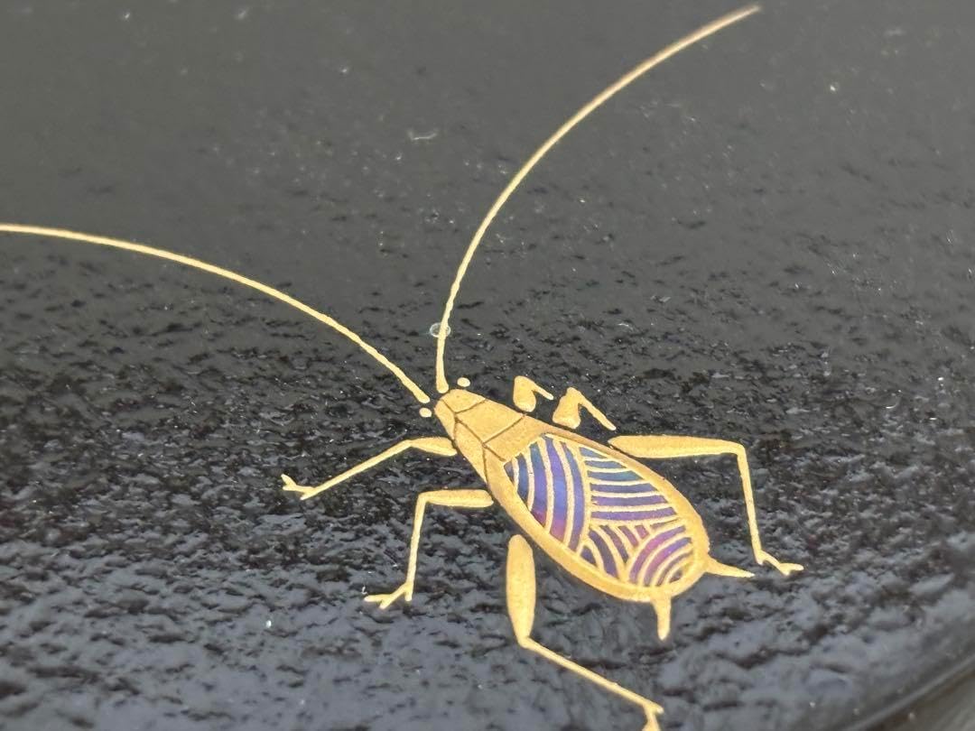 茶道具 香合 蒔絵 鈴虫 山中塗 塗師 甫斎 茶道具 香合 蒔絵 鈴虫 山中塗 塗師 甫斎 山下甫斎 蒔絵丸香合 |