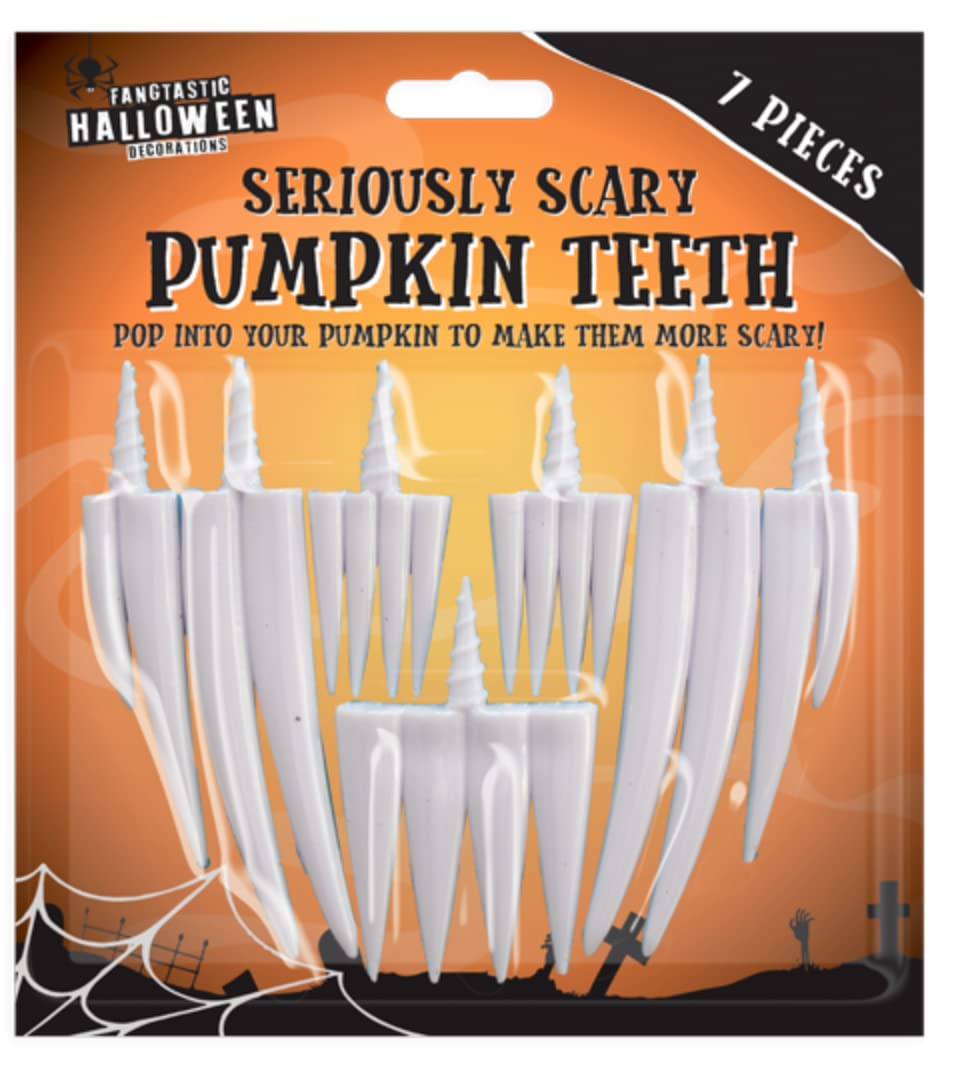 YBG Home™ 7 Pieces of Pumpkin Teeth is the perfect added extra to any Halloween pumpkin.