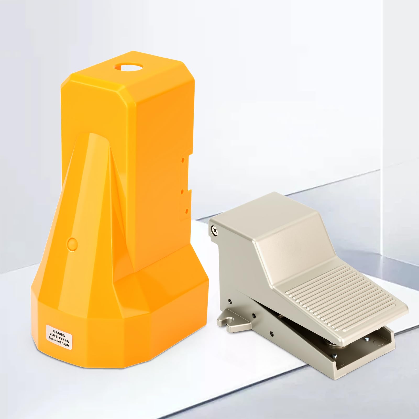 Pneumatisches Fußpedal-Ventil-Kit mit Schutzschild, 1/4"BSP 5-Wege-2-Positionen-Gewinde mit rutschfestem Gummi-Druckregler 4F210-08G mit 6MM-Anschlüssen