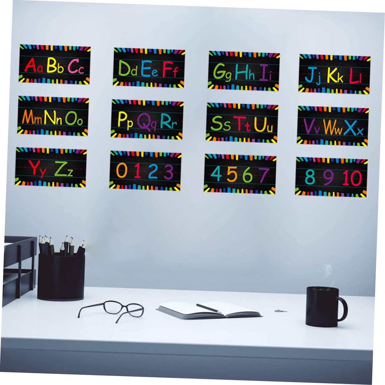 DOITOOL 4 Ensembles Affiche alphanumérique alphabet affiche des nombres d'apprentissage poster educatif lettre decorative stickers enfant approvisionnement des enfants accessoire