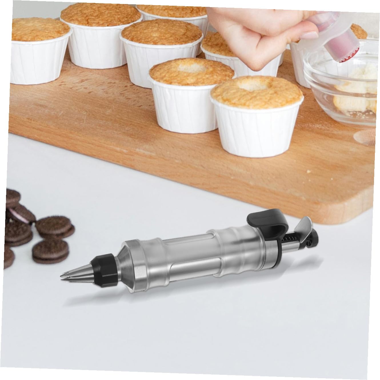 Didiseaon Edelstahl Backutensil Garnierspritze mit Zubehör für Kuchen Dekorieren Torten Zubehör Profi Multifunktionale Cremespritze für Cupcakes Donuts Kekse