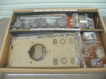 【タミヤ】新品❣ ラジオコントロールタンクシリーズ№４ キングタイガー 1/16 Amazon.co.jp: ラジコン(大型) 1/16 ドイツ重戦車キングタイガー