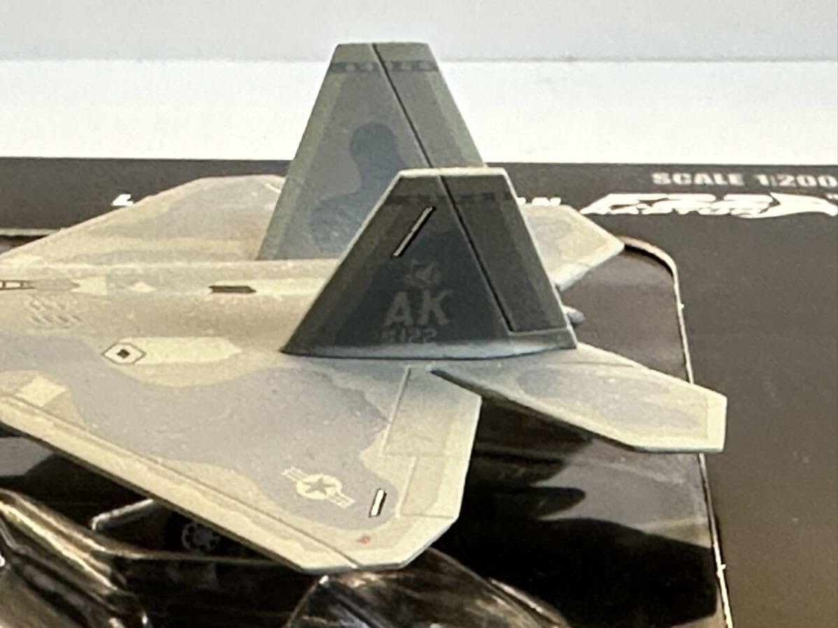 Amazon.co.jp: 1/200 ホーガン F-22A 525th FS AK 122 ラプター Hogan