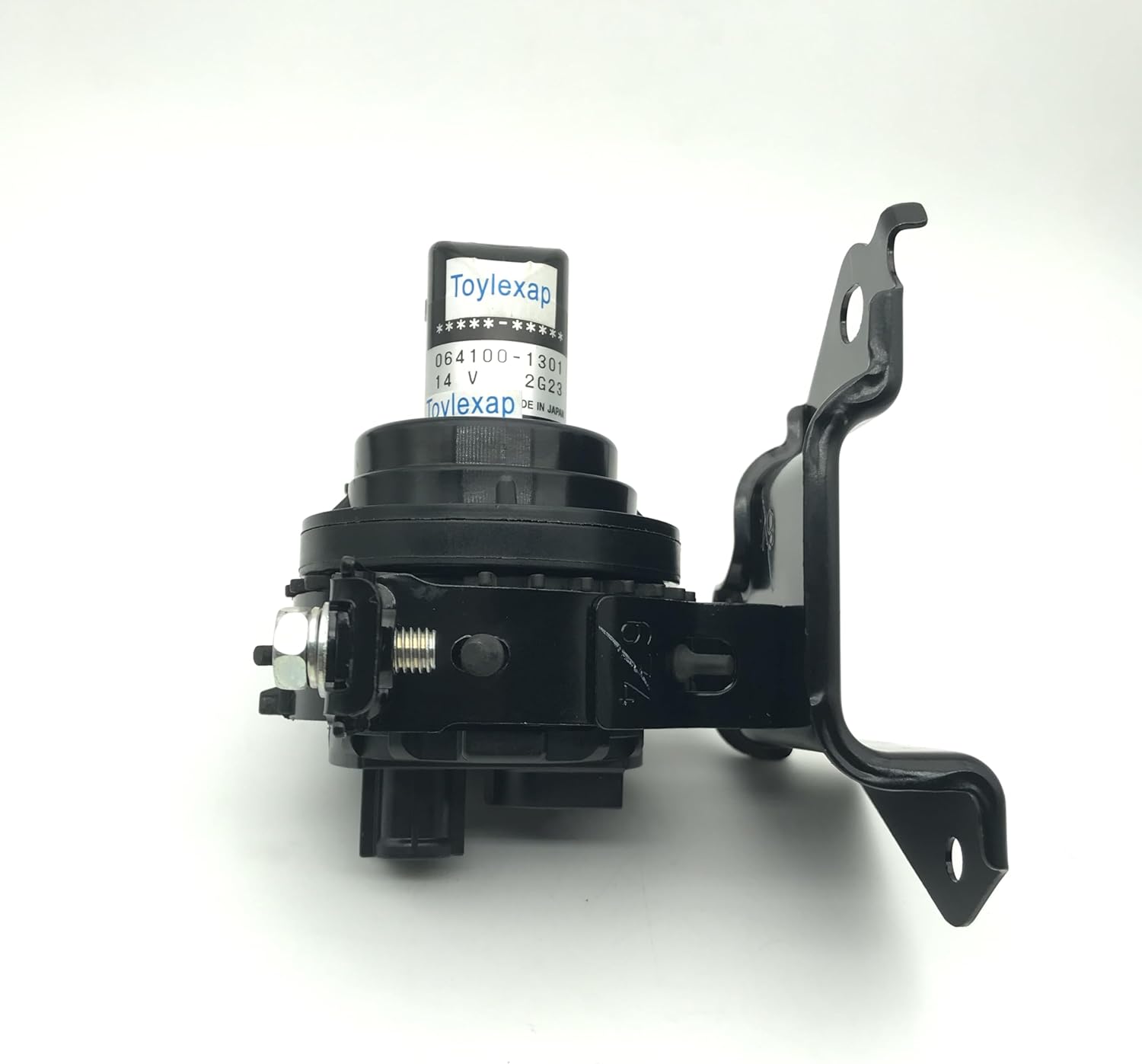 87200-0c010 064100-1301 heater accessory assembly (heater pump assembly); for: Tundra/Sequoia, 2-pin, gasoline vehicle