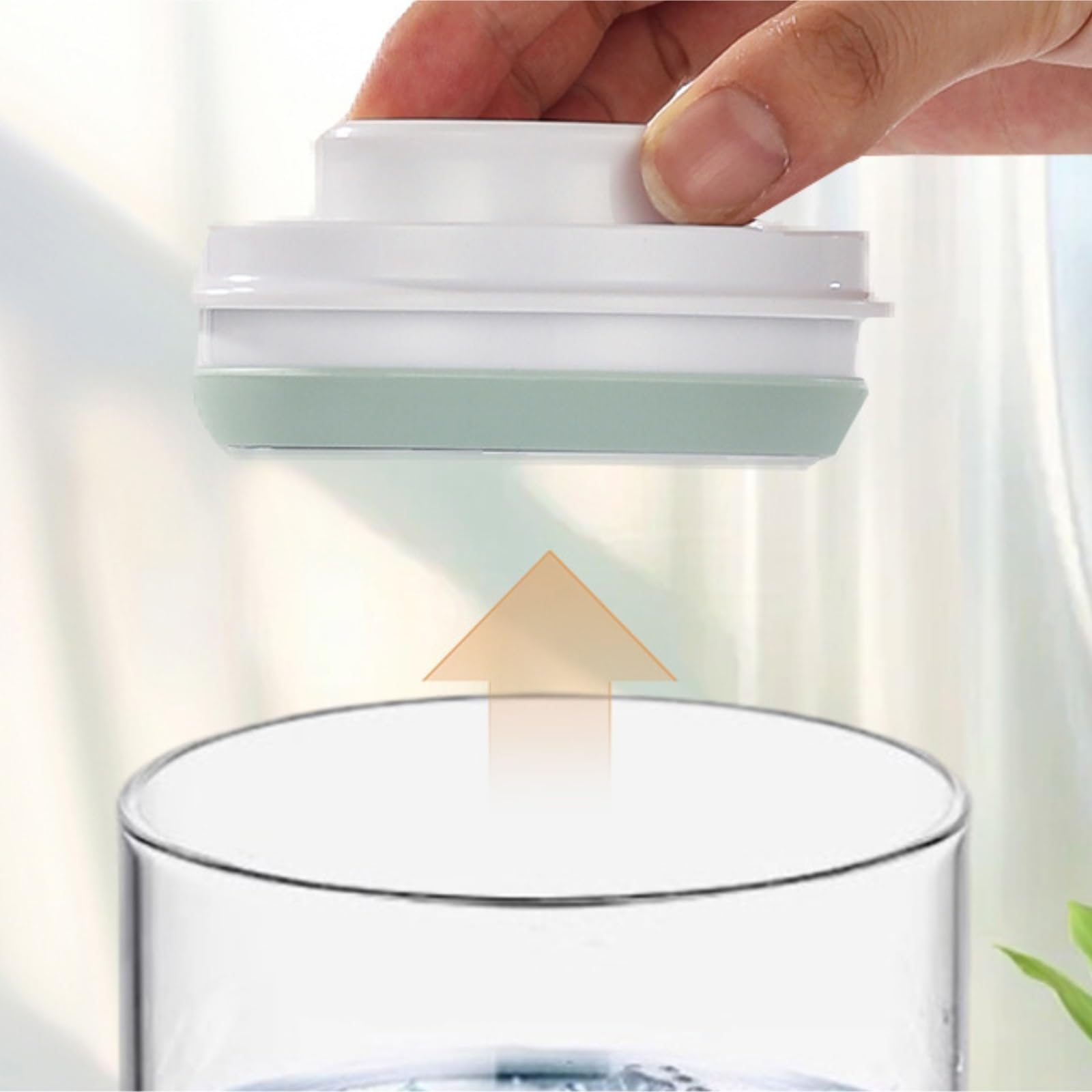 Vorratsgläser mit Deckel 4er-Set Glasgefäß Mit POP-Up-Deckel, Runde Vorratsbehälter Aus Glas for Lebensmittel Aufbewahrungsgläser Küche