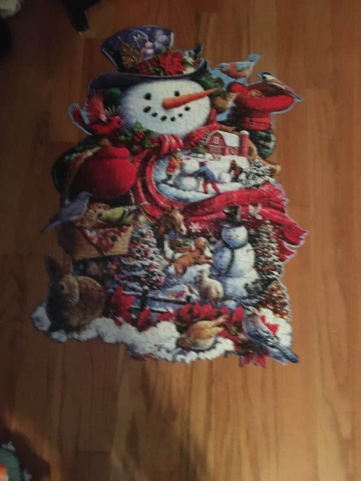 Bits and Pieces 300 Piece Shaped Jigsaw Puzzle for Adults