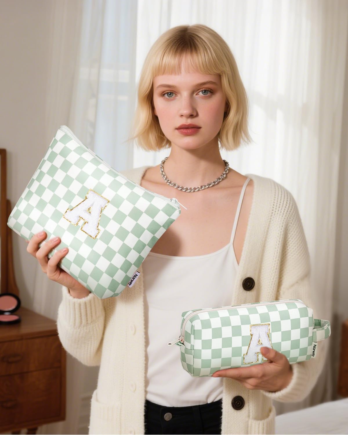 Narwey 2 Set Initial Makeup Bag, Personalized Cute Cosmetic Bag Travel Toiletry Bags, Teen Girls Gifts Trendy Stuff 8 10 11 12 14 16 18 Years Old, Birthday Gifts for Kids Tween Women (A) - Image 8