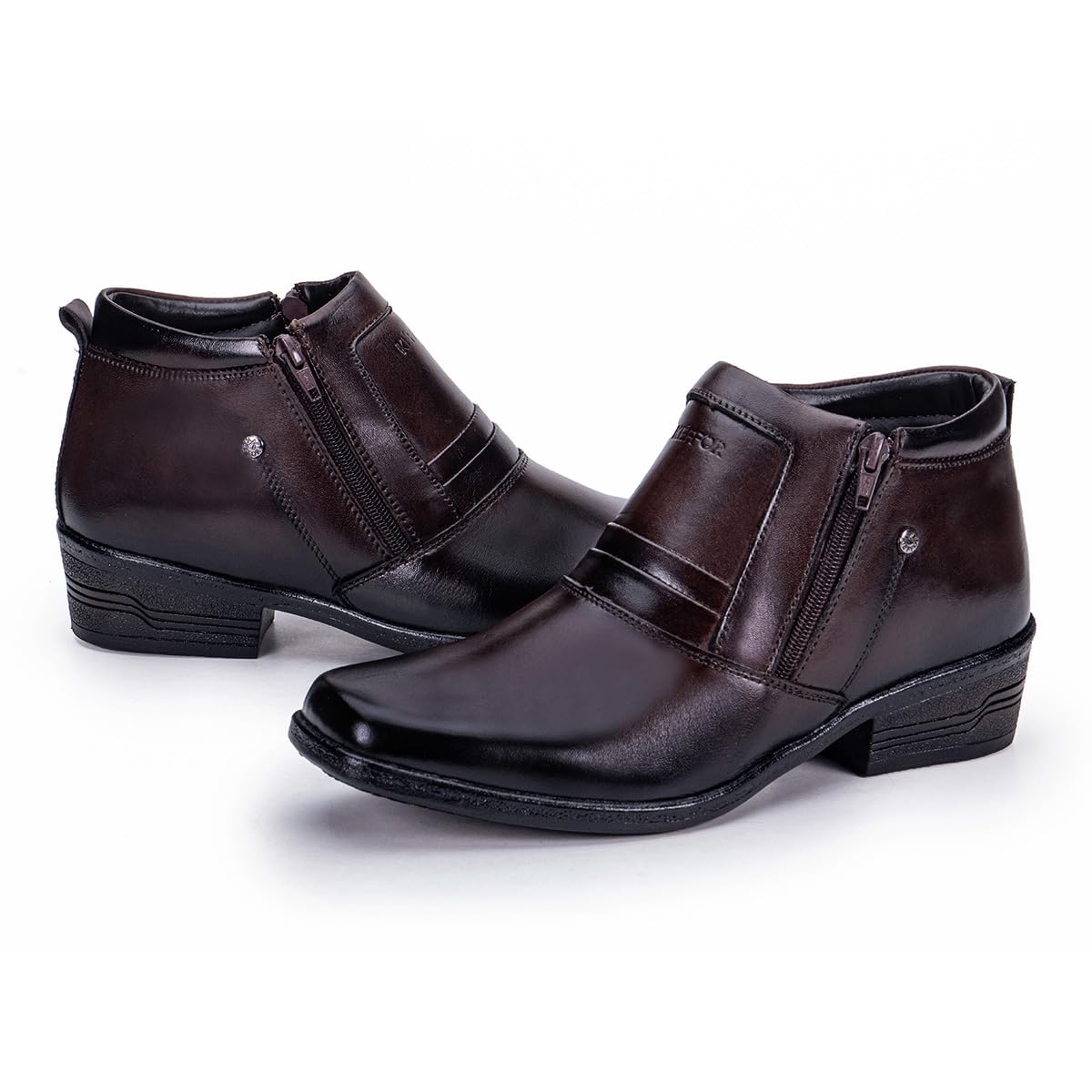 Bota Masculina Social Country Couro Bovino Bico Quadrado Sola Costurada Toda Espumada Por Dentro Confortável em promoção! Veja a oferta e mais achadinhos de Botas & Coturnos Masculinos 5 Hoje é o melhor dia para comprar Bota Masculina Social Country Couro Bovino Bico Quadrado Sola Costurada Toda Espumada Por Dentro Confortável com aquele preço maroto! Promoção! Aproveite a oferta! 5