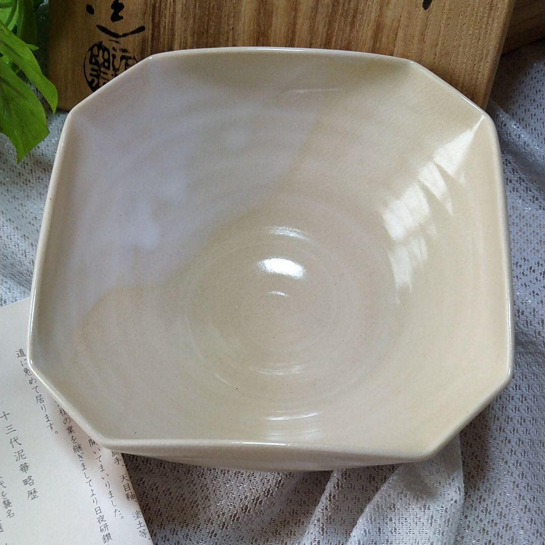 萩焼　坂田泥華　十三代 Amazon.co.jp: 萩焼 13代 坂田泥華 鉢 食器 : ホーム＆キッチン