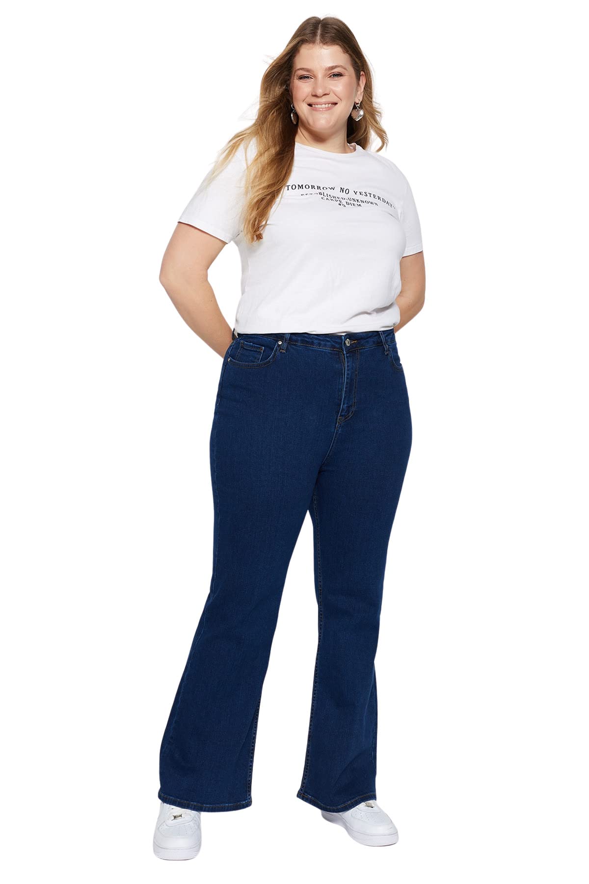 Trendyol Damen-Jeans mit hoher Taille, ausgestelltes Bein, Übergröße, Indigo, 42, Indigo, 68/Große Größen
