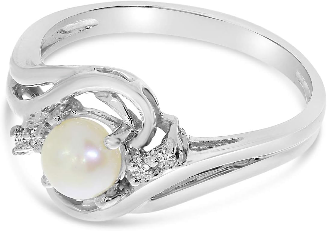 10k White Gold Freshwater Cultured Pearl And Diamond Ring