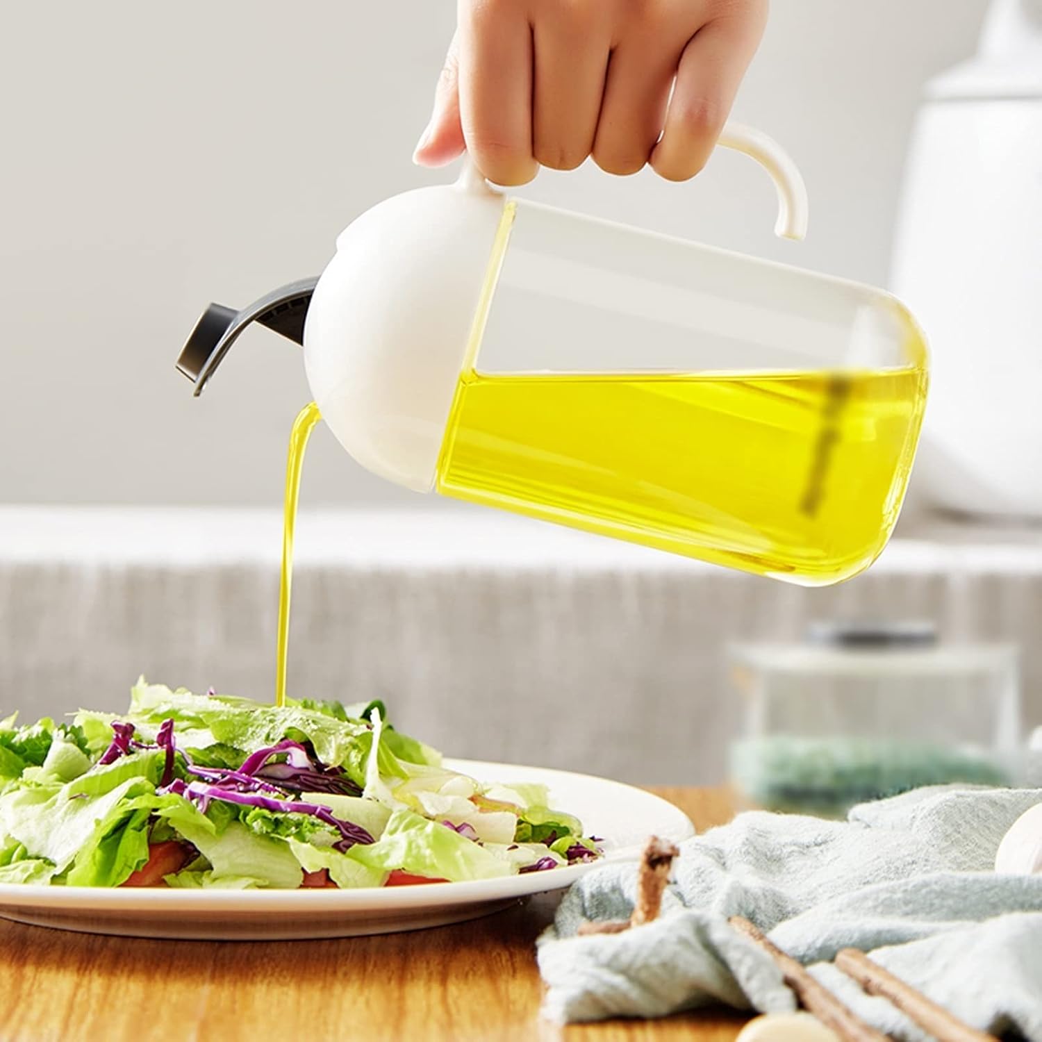 oil bottle Glass Oil and Vinegar Dispenser Automatic Opening and Closing Oil Bottle with Handle White Oil Pourer for Home, Restaurant, Hotel oil sprayer(Size:Small)