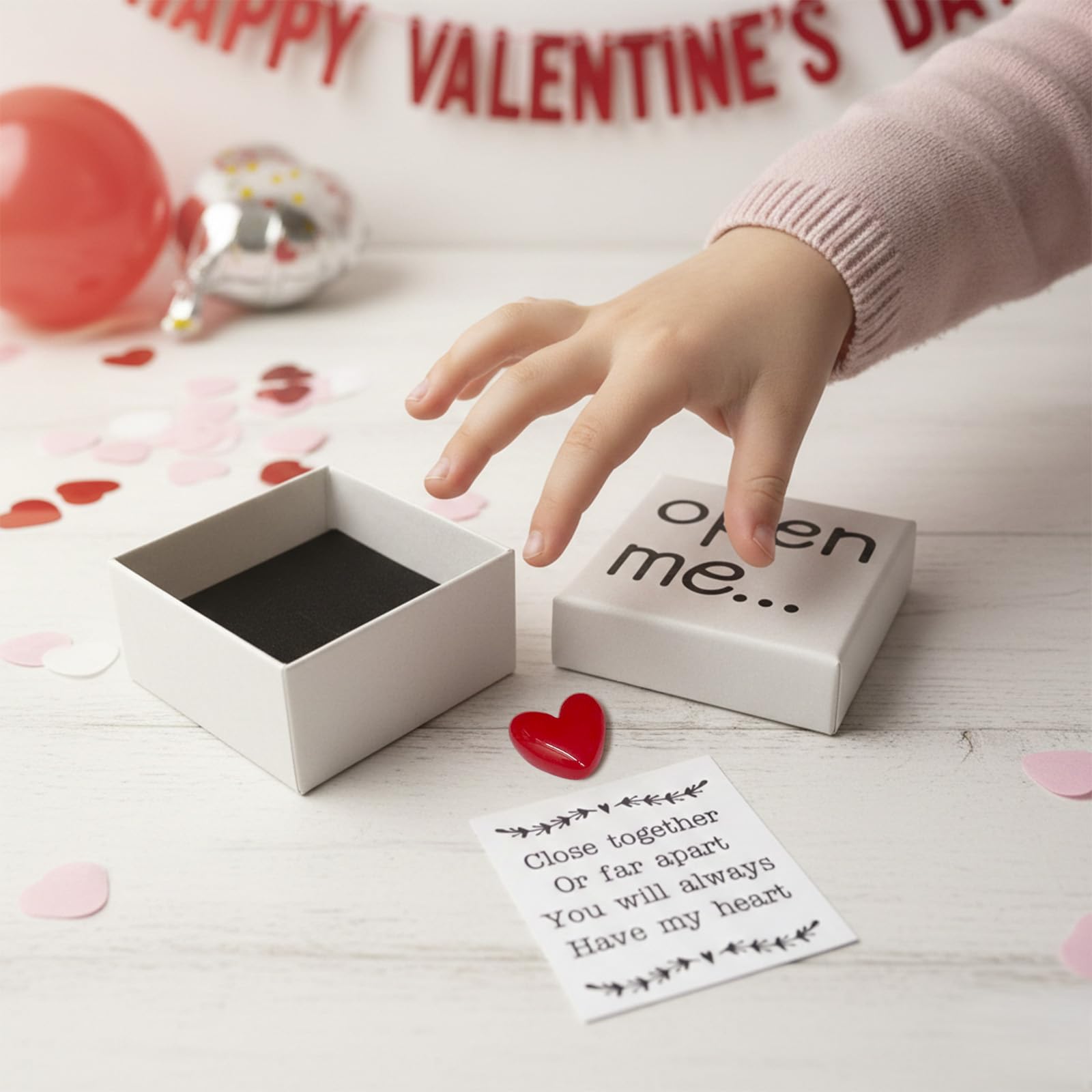 I Love You Gift for Him or Her, Little Red Heart Mini Keepsake, “Open Me” Gift Box, Thoughtful Valentine’s Day & Anniversary Idea for Boyfriend, Girlfriend, or Loved One