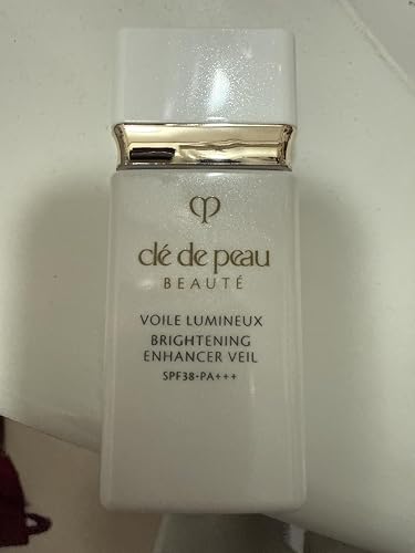資生堂クレ・ド・ポーボーテ ヴォワールルミヌ SPF38・PA+++