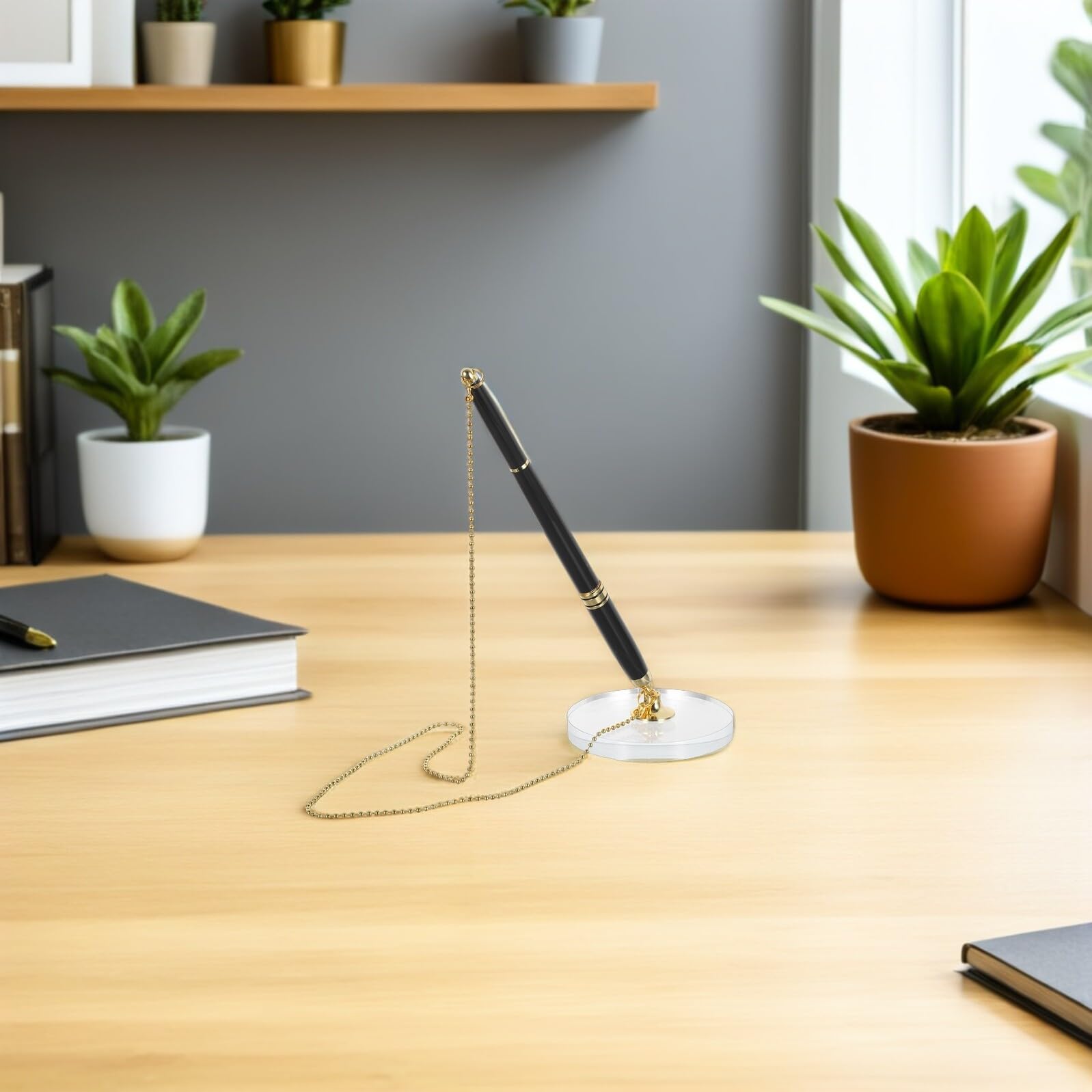 4 Stück 4 Stück Kristall Kugelschreiber mit Kette und Ständer Stabiler Tischstift für Büro Empfang Schwarz Goldener Professioneller Unterschriftsstift