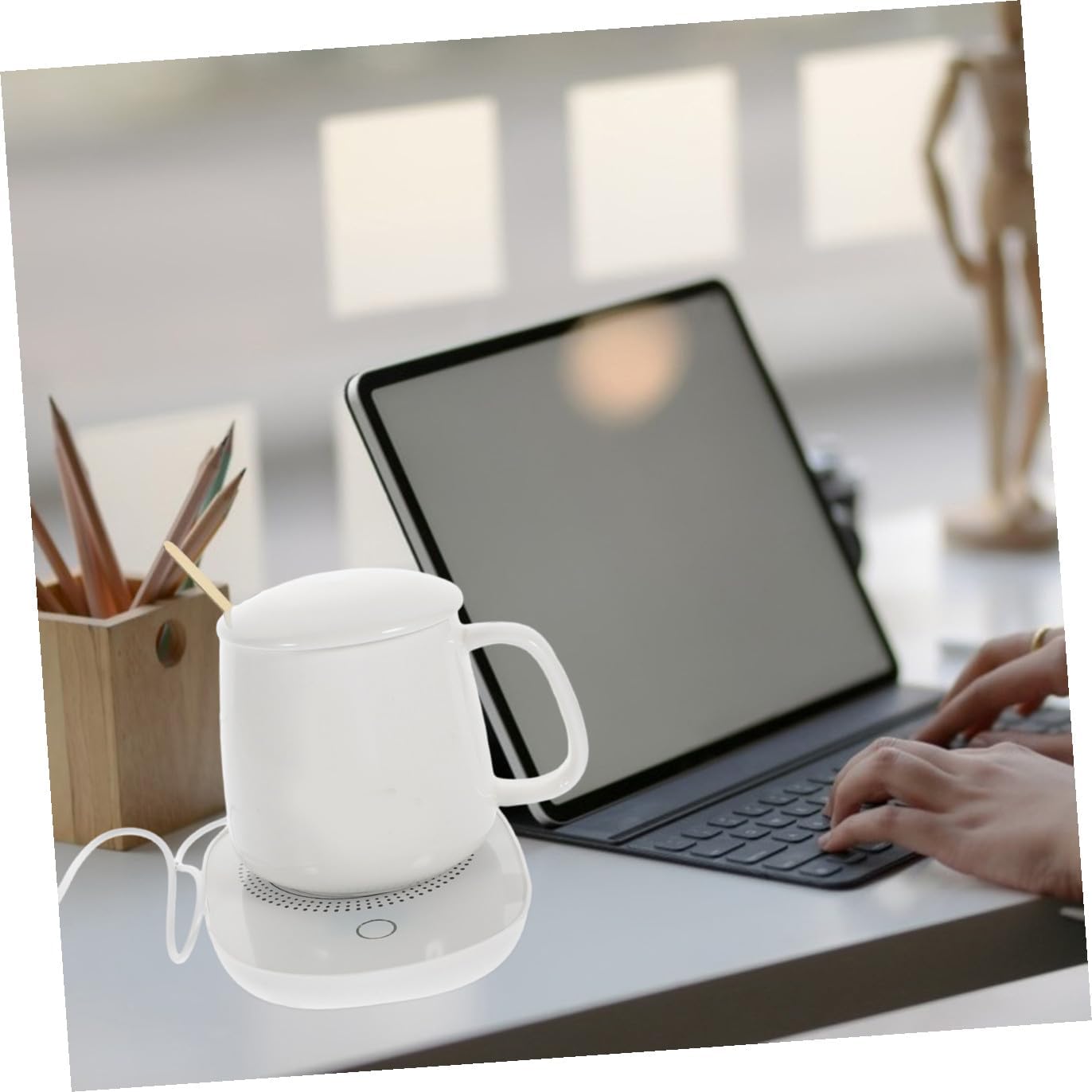 Ceramic Thermostat Cup Warmer USB Electric Mug Warmer 55℃ Temperature Control Milk Heater for Milk and Coffee Desk Use in Light Beige