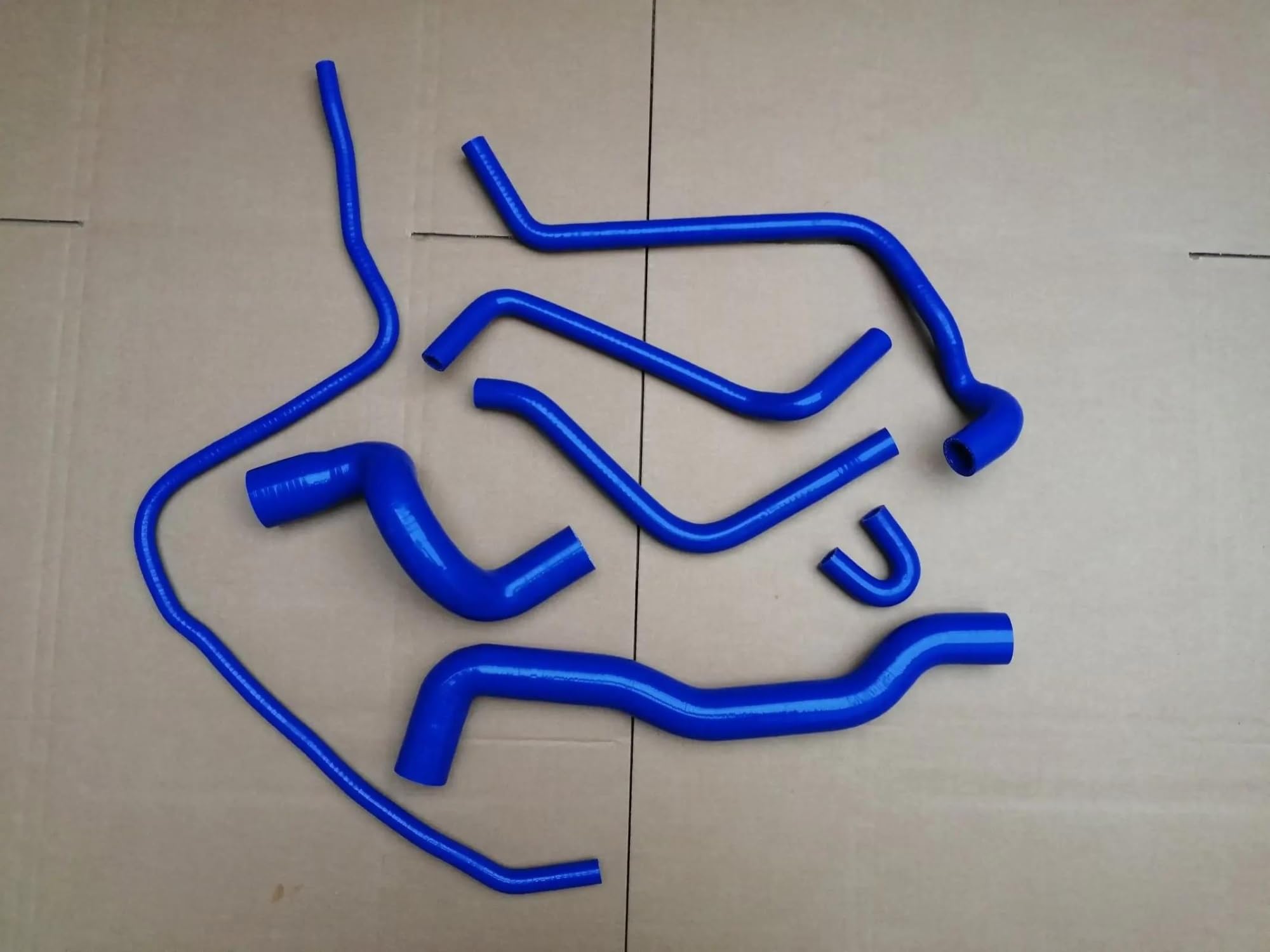 Kit Tubi Flessibili In Silicone Per Radiatore Saab 9-3 E 900 (1994-1999) - Compatibile Con Modelli Turbo Benzina 4 Cilindri