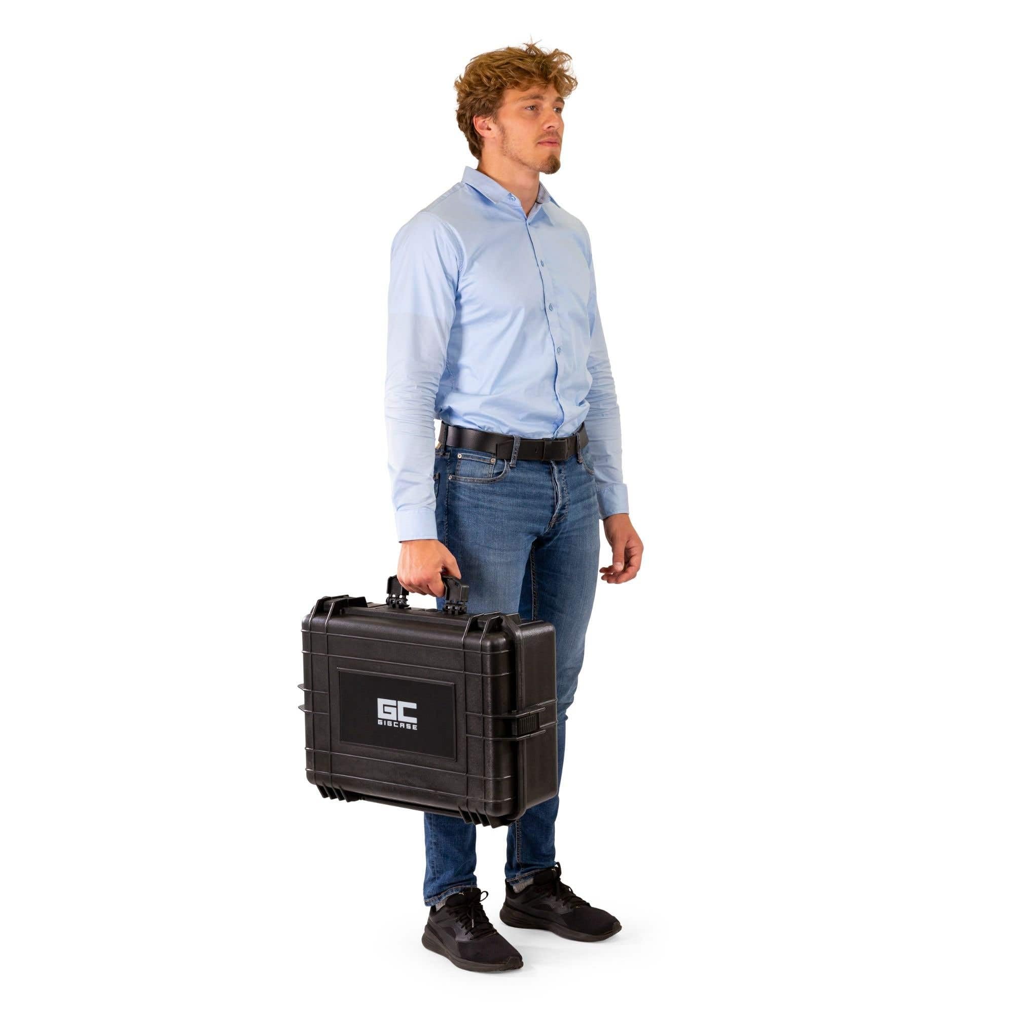 Power Dynamics GIGCase26 Maleta rígida IP67 con espuma | Espuma precortada, carcasa rígida, resistente al agua, asa ergonómica plegable