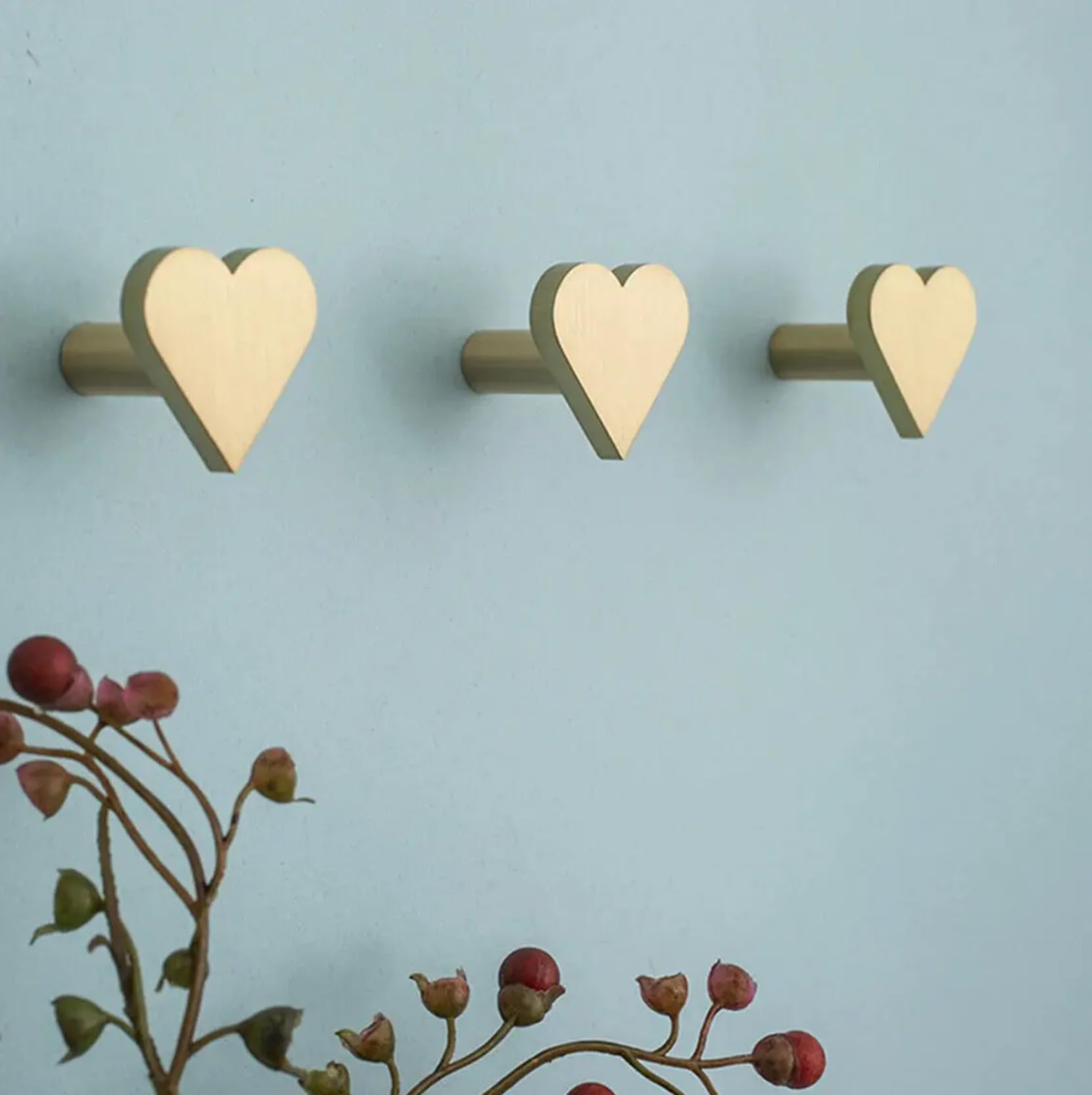 MFYS Solid Brass Love Heart Wall Mounted Coat Hooks Cute Clothes Hangers for Bedroom Gold Keys Hats Bags Racks (1)
