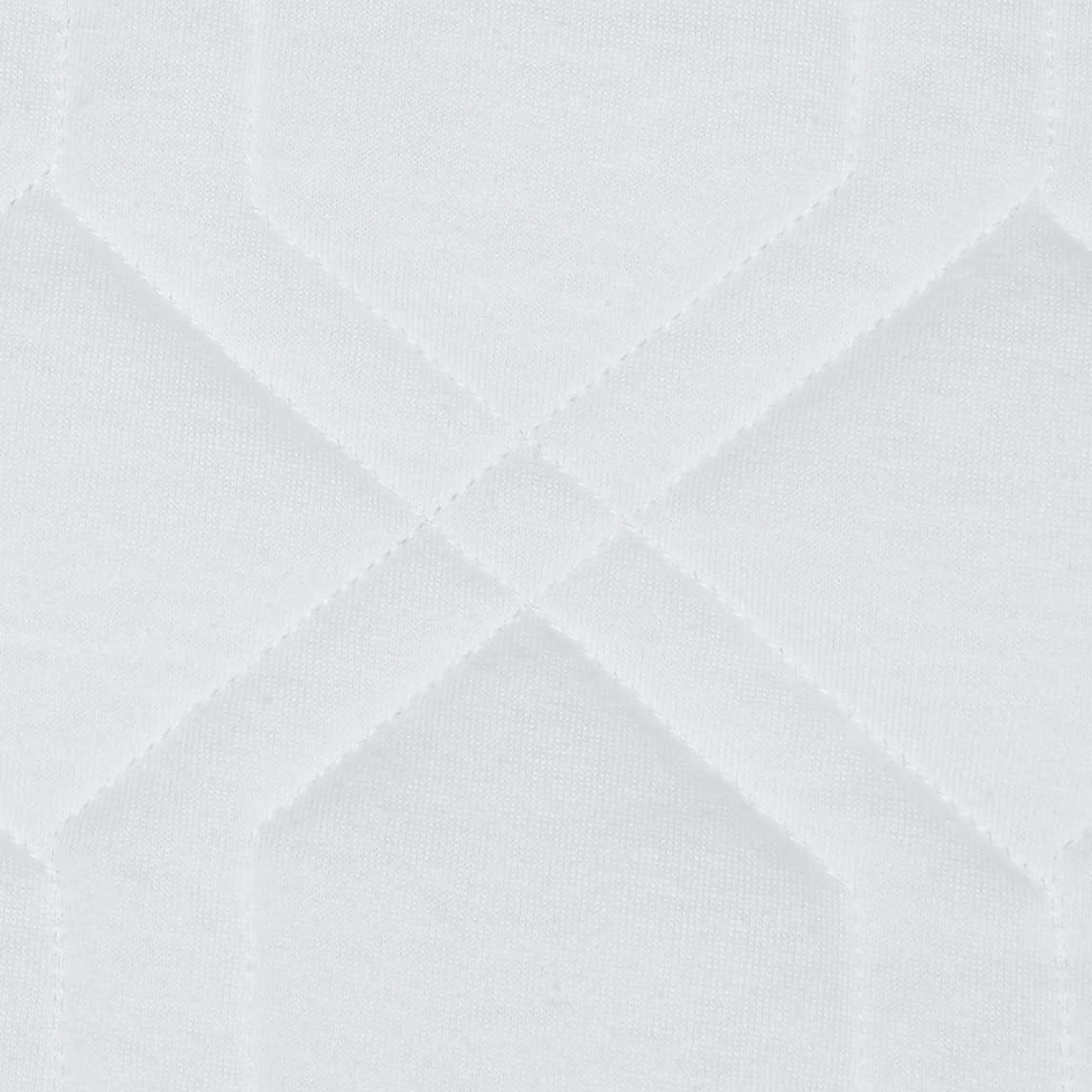 Amazon Basics Cotton Jersey Blend Quilt Bedspread - Full/Queen, White