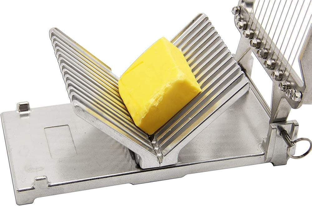 Cortador de queso comercial de acero inoxidable con alambre ajustable y tabla de cortar para queso, mantequilla, verduras, salchichas y hierbas