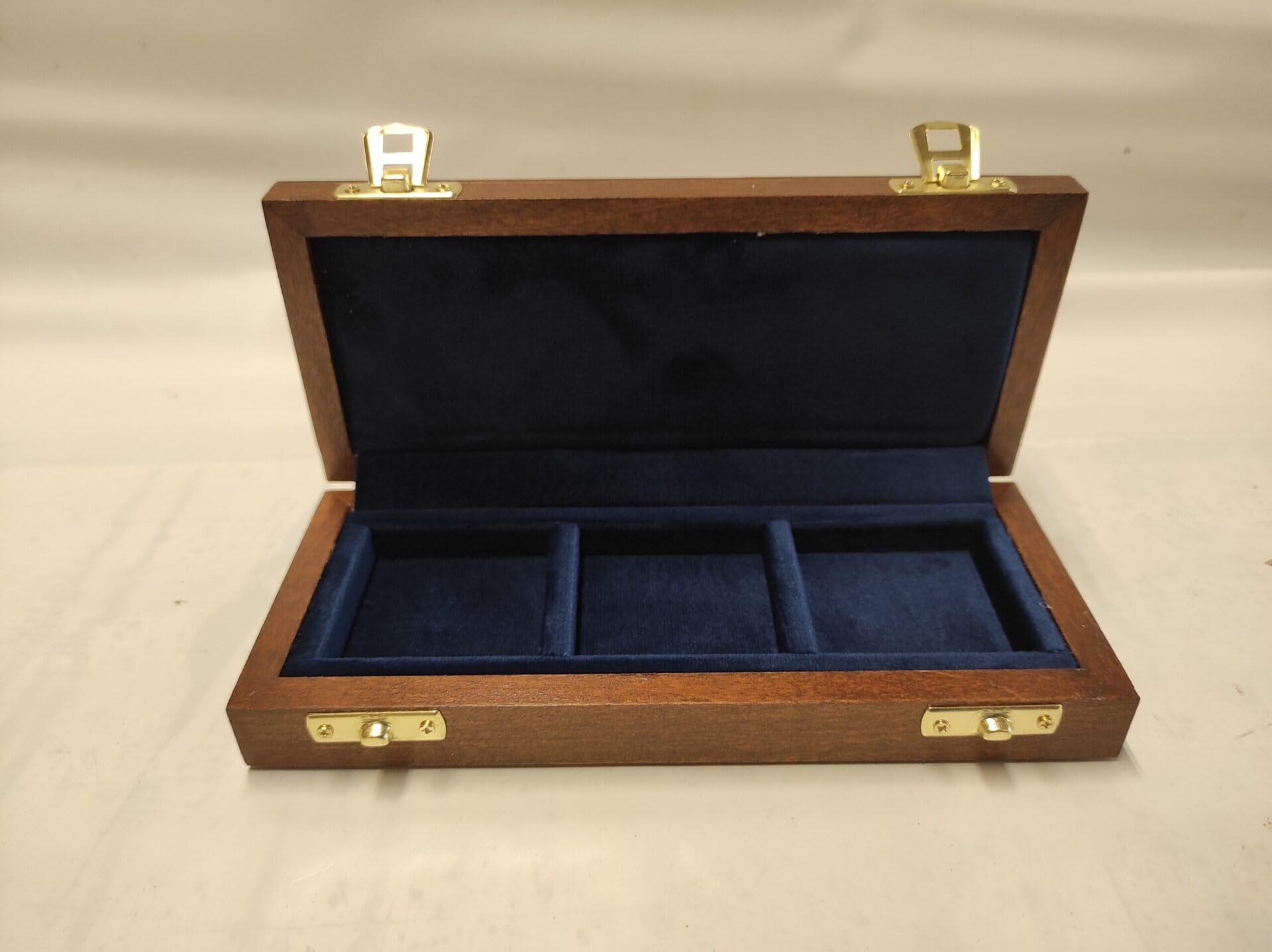 Cofanetto in legno per monete e medaglie da collezione, 3 scomparti da 50x50 mm con velluto personalizzabile, custodia monete da collezione artigianale made in Italy – Coins&More