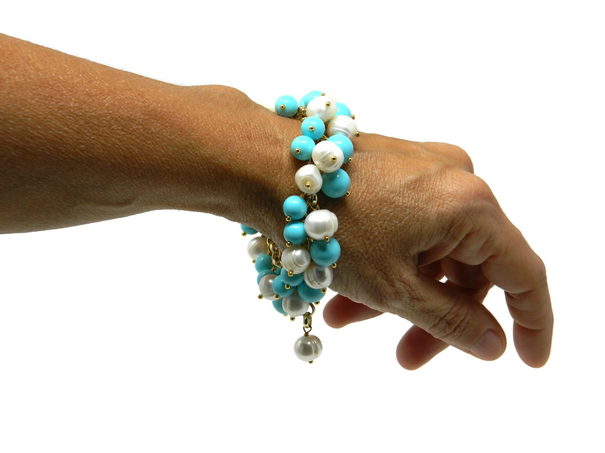 DodiGioielli Bracciale Charms Donna con Palline in Pasta di Turchese e Perle di Fiume Bianche – Lunghezza 21 cm – Catena Dorata e Chiusura in Argento 925 Placcato Oro – Made in Italy – Nichel Free