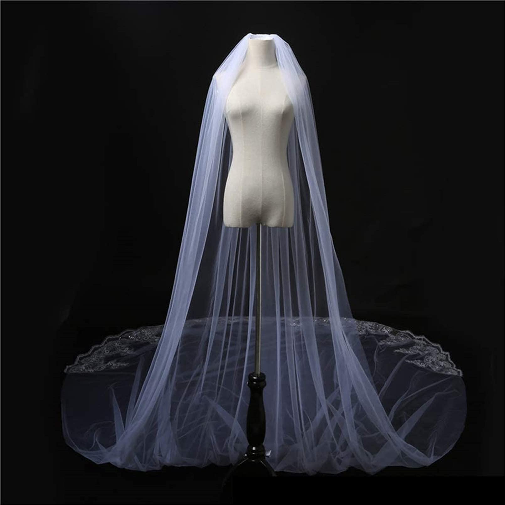 Großer 3/4/5M Schleppender Langer Hochzeitsschleier mit Kamm, Kathedrale Elegante 2-Stufige Brautschleier mit Spitze Pailletten Rand Weicher Tüll Brautkleid Zubehör für Damen