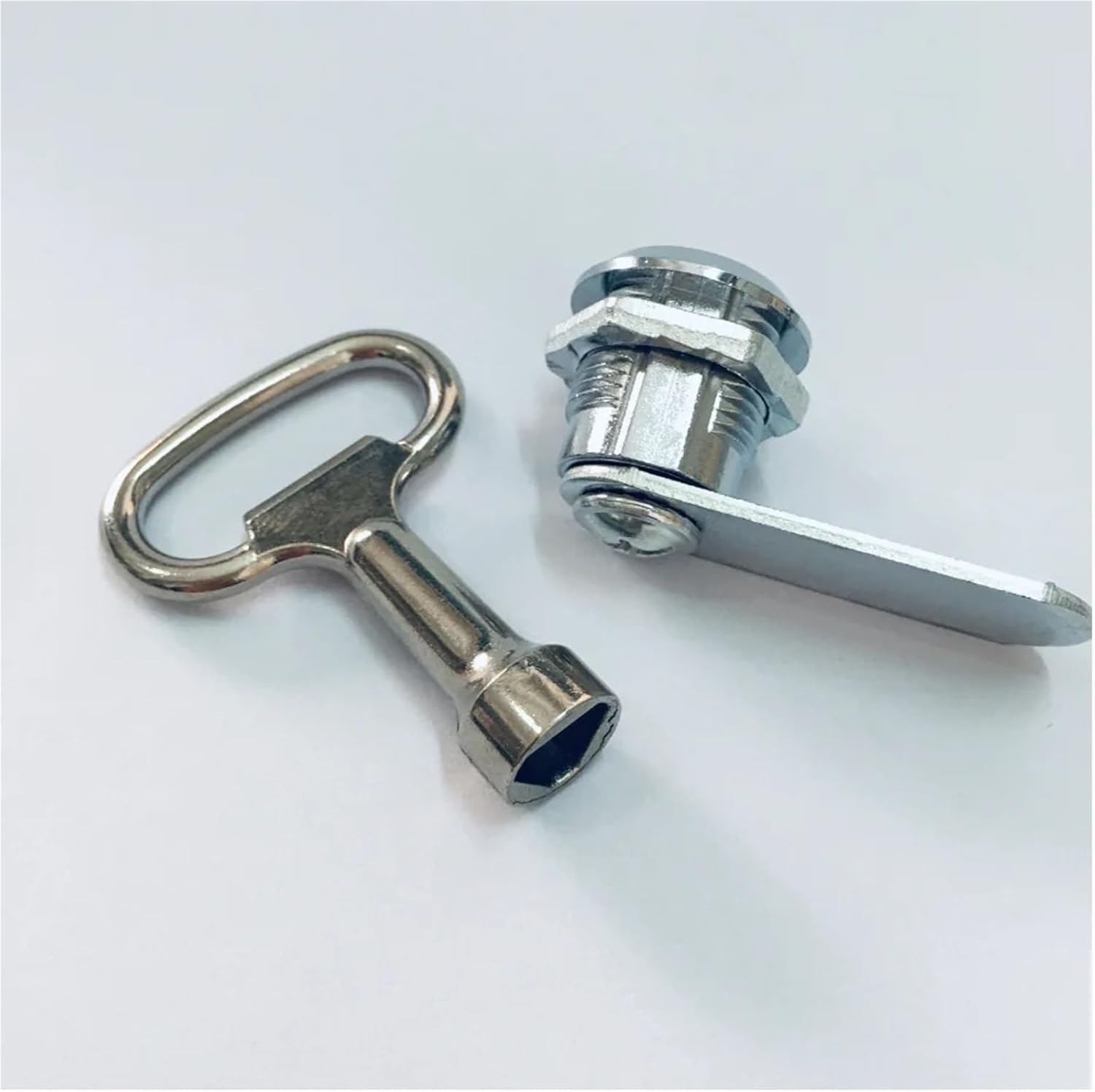 MS-705 Small Triangle Lock Equipment Telescopic Door Locks Telescopic Switch Industrial Cabinet Lock 1Pcs(Key)