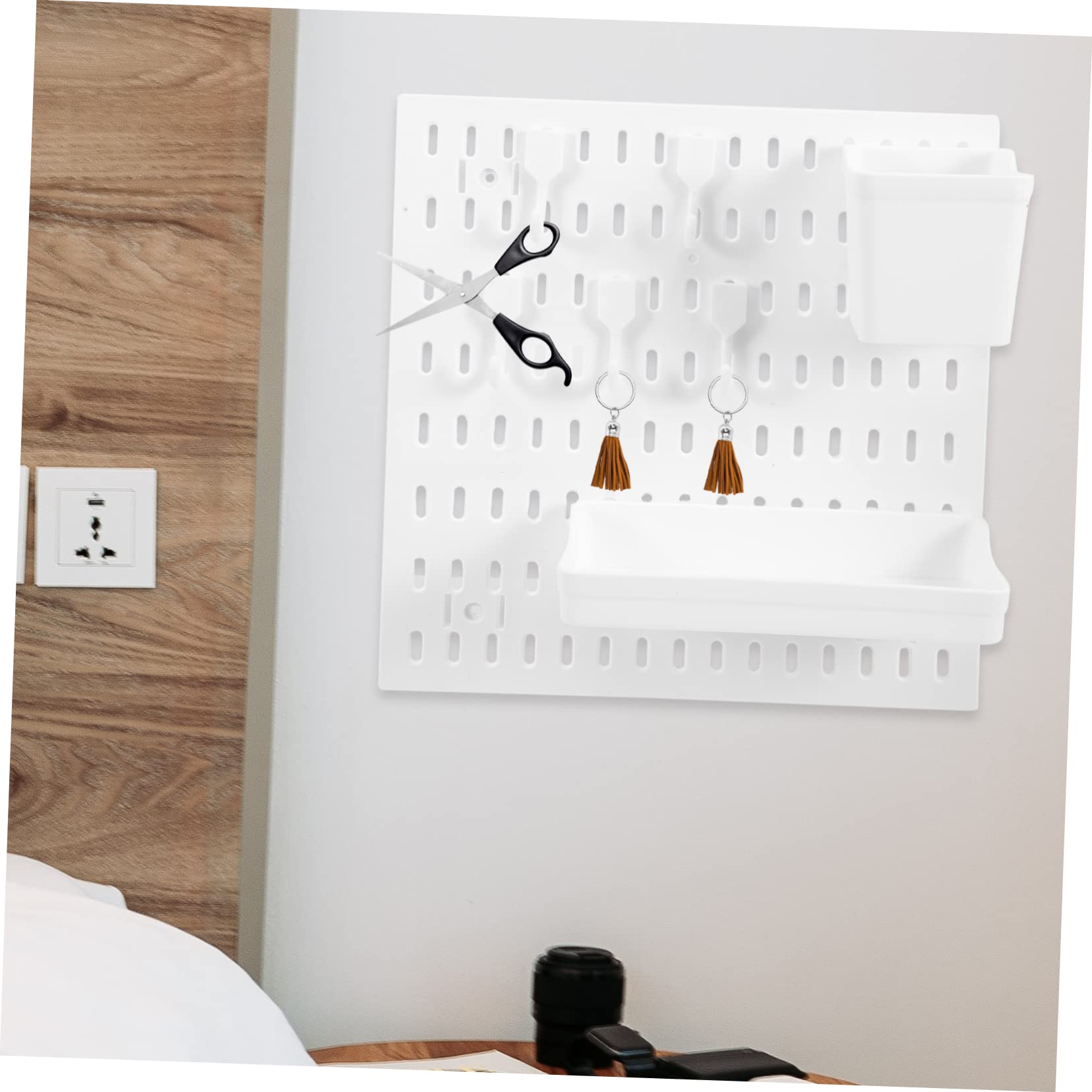 Unomor 1 Set No Punching Rack Pegboard o Organizer Wall Offices Shelf Mounted Kitchen Organization Holder Storage Rack Hole Hanging Panel Pin Board for Bedrooms Pegboard Kit White Plastic