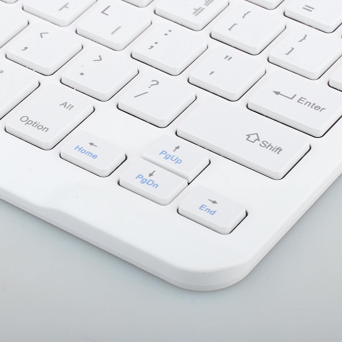 Amazon.co.jp: Bluetoothキーボード 10インチ 軽量 超薄型 ポータブル
