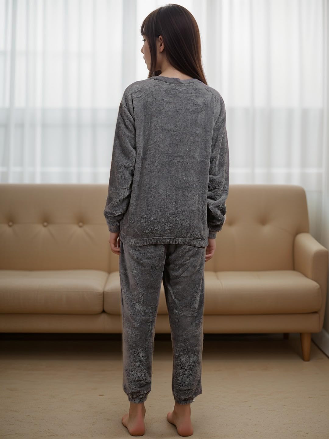 Soft and Stylish Winter Woolen Free Size Night Suit Top and Pajama Set for Girls and Women – Cozy Nightwear for Ultimate Comfort Soft and Stylish Winter Woolen Free Size Night Suit Top and Pajama Set for Girls and Women – Cozy Nightwear for Ultimate Comfort