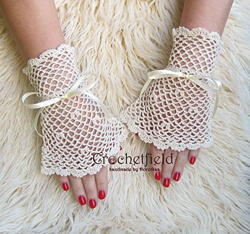 Crochet Mittens, fingerless gloves, Wrist Cuffs with satin ribbon, Fingerless, Bridal Accessories, Wedding Jewelry, victorian lace fingerless gloves, crochet cuff
