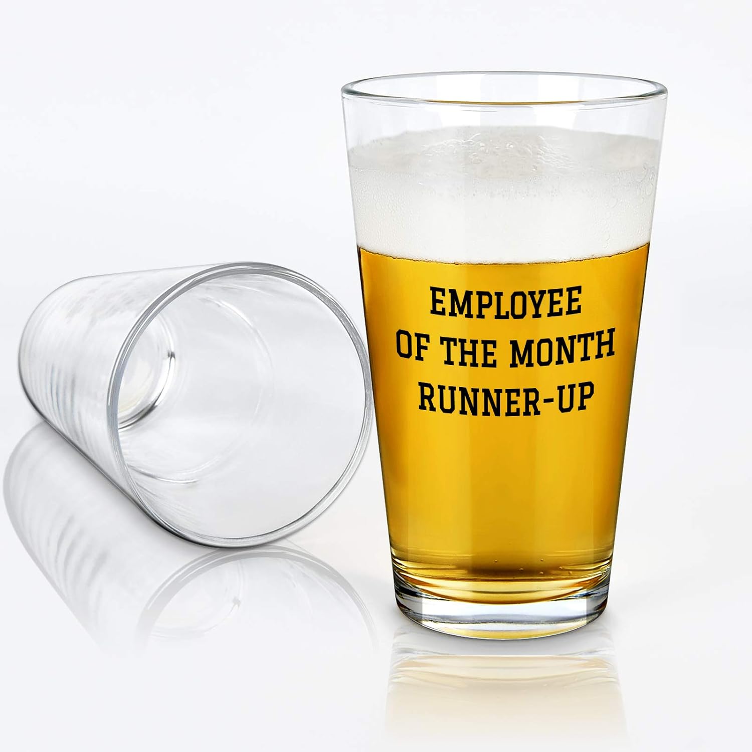 Crеаtіvе Prоduсt Employee Beer Glass - Employee of the Month Runner Up Beer Pint Glass, 15 Oz Beer Glass for Men Women Boss Employee Coworker Friend Family, Special Office Gift Idea for Bosses Day Christmas Birthday