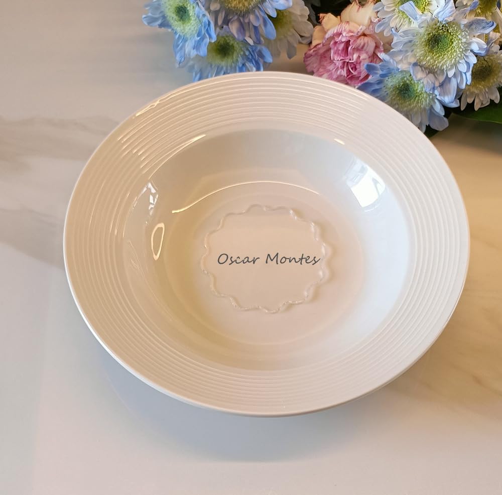 Photo 1 of 20pcs of Wavy Circle Place Card,Scallop Place Card,Name Card Table Number Tags,Wavy Place Cards for Wedding or Party Decor (Clear, 3'')
