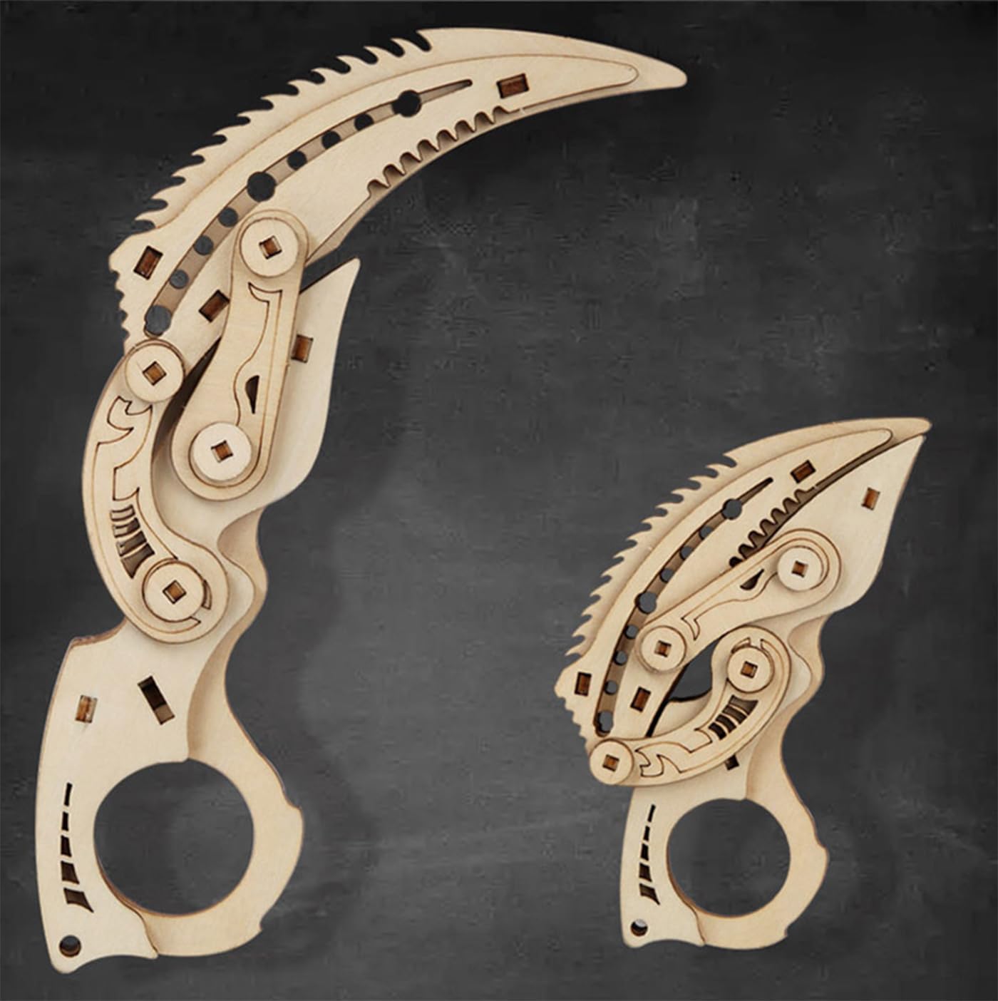Coltello Karambit In Legno Puzzle CSGO Knife A Farfalla Da Allenamento Finto Butterfly Balisong Trainer Caccia Tascabile Gravity Regali Originali Per Adulti Uomini Donne Bambini