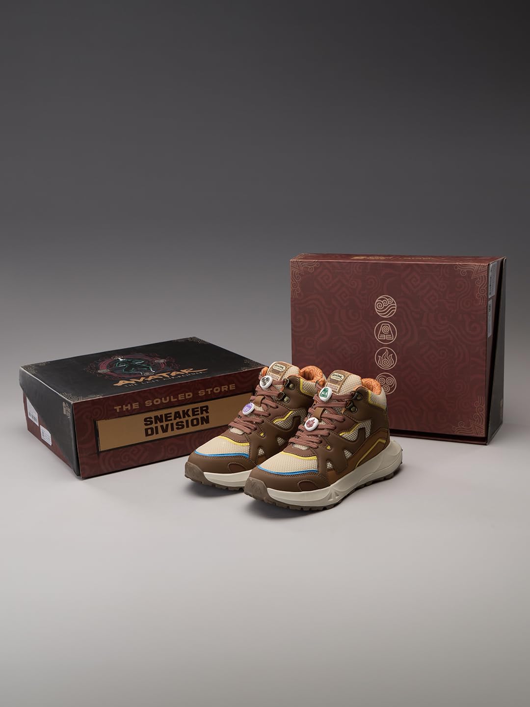 The Souled Store Avatar: Elements - Zapatillas altas para hombre y niño, color marrón y beige y blanco roto para la calle, zapatillas deportivas de poliuretano y malla, entresuela de Phylon, suela