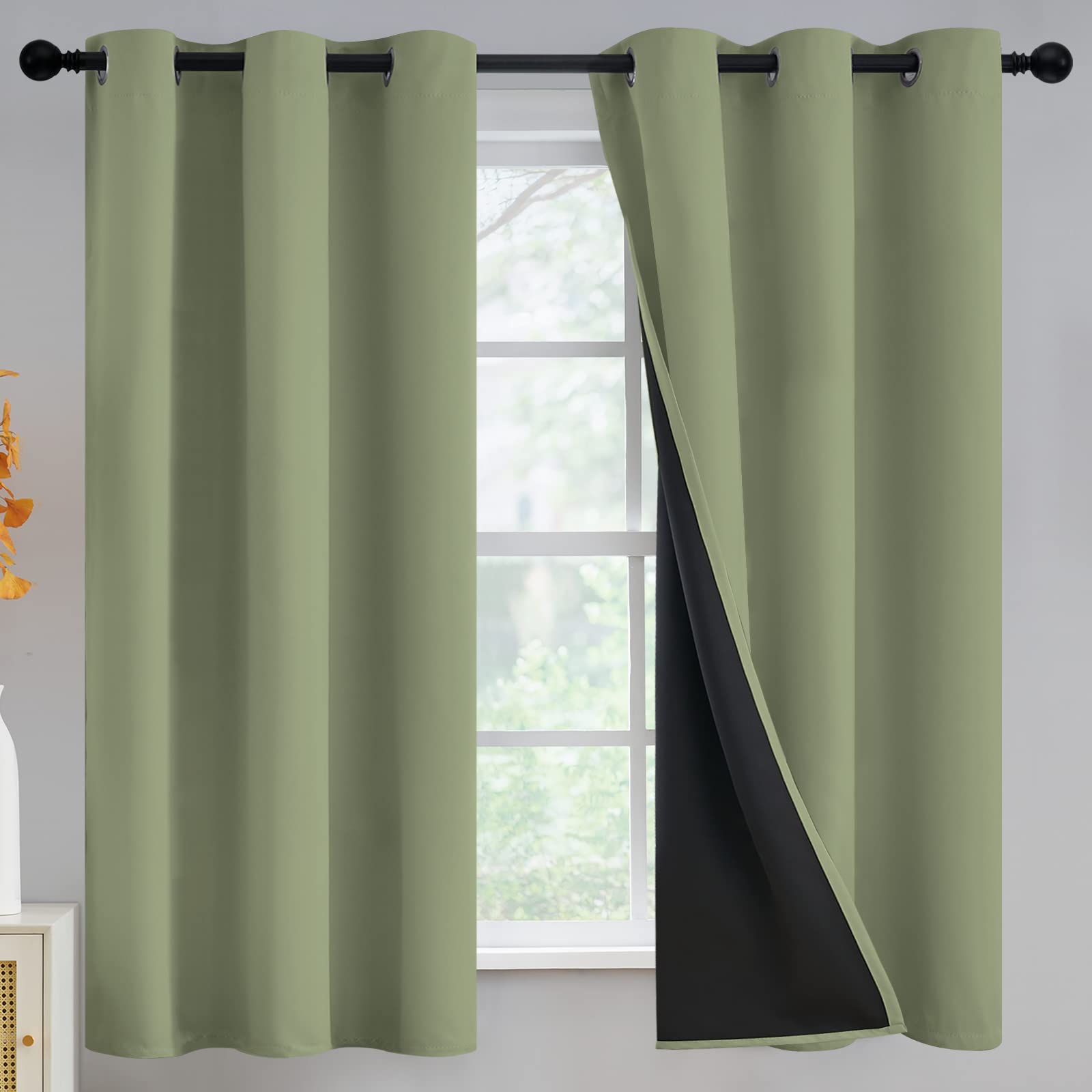 Emerald Green Blackout Curtains - 100% Light Blocking -32 Emerald Green Blackout Curtains - 100% Light Blocking -32