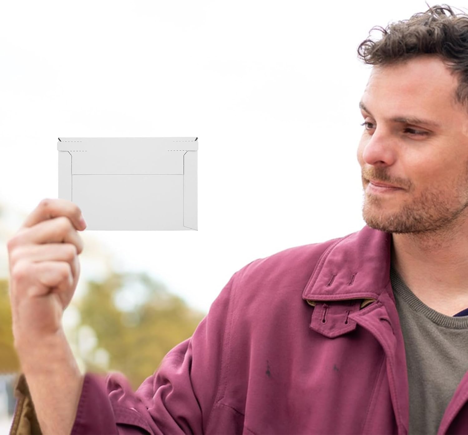 100 Pack 5.9x3.9 Inch Rigid Mailers, Self Seal Photo Document Mailer Cardboard Mailing Envelopes Stay Flat Mailers for CD, Photos, Document, Pictures, Papers, Files, White - Image 6