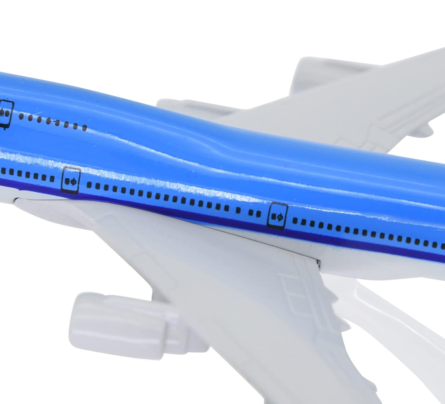 AmigozZ Youth Diecast Aeroplane Scale Model Only For Display, Size -16 Cm (Klm),Multicolor 3