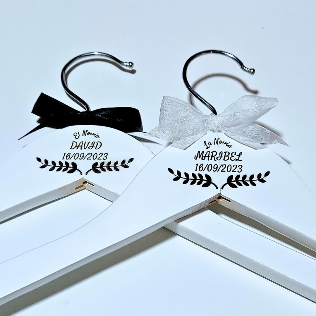 Pack de 2 perchas personalizadas novios, perchas de madera para bodas, regalo para novios, perchas personalizadas boda perchas blancas regalos personalizados