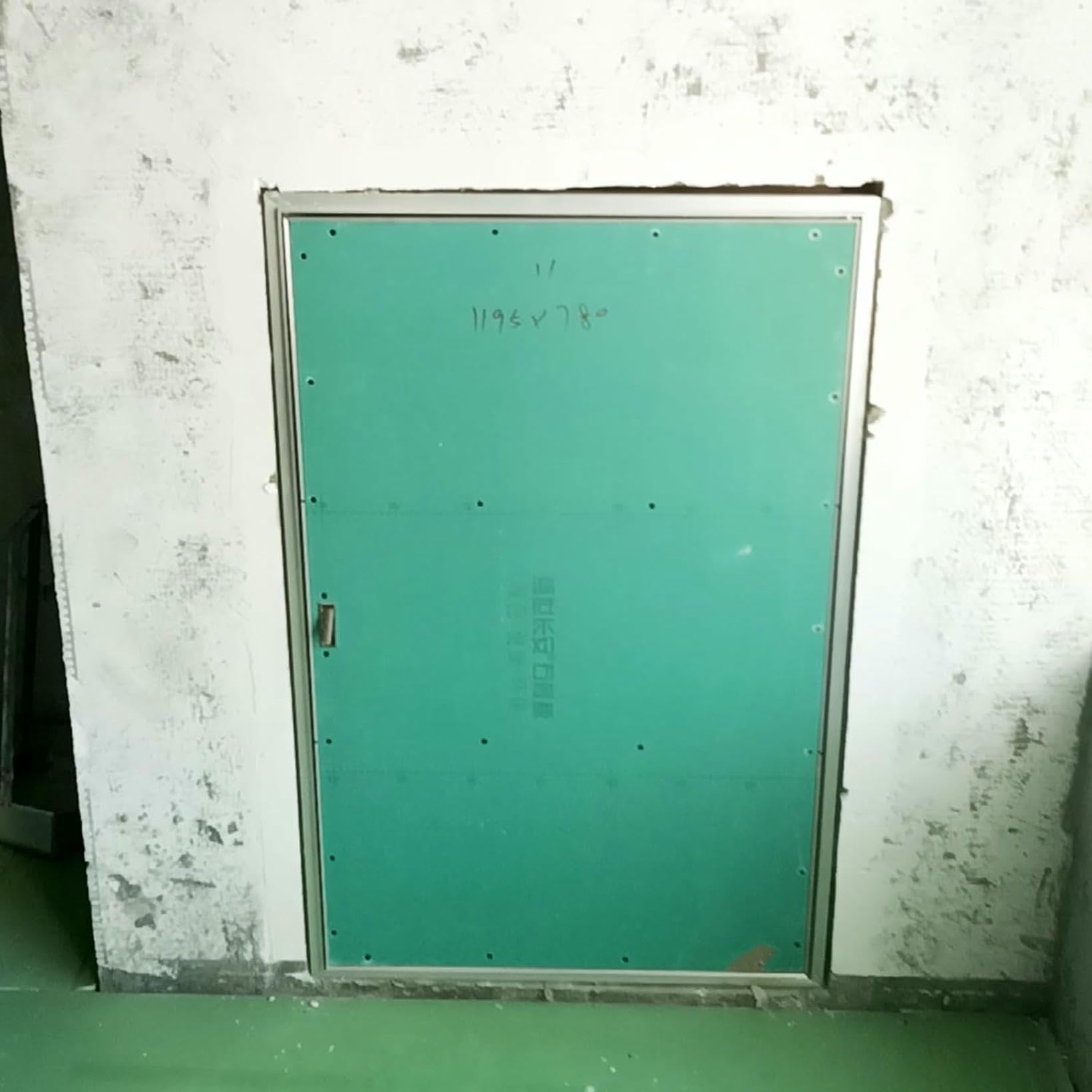 Trampilla Pladur con cerradura integrada y puerta de inspección de tamaño personalizado