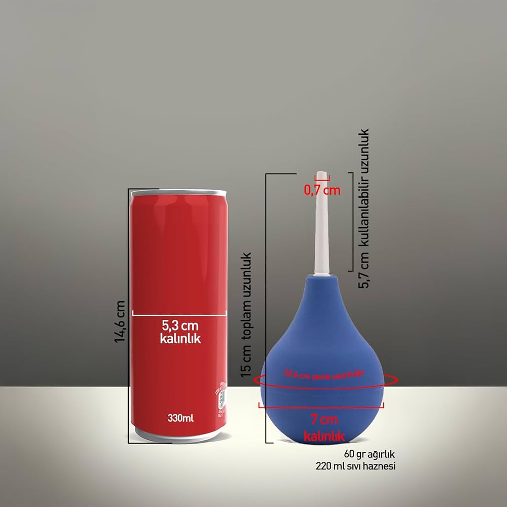 Qizning eshagida juda katta sik yalangoch afrikalik erkaklar