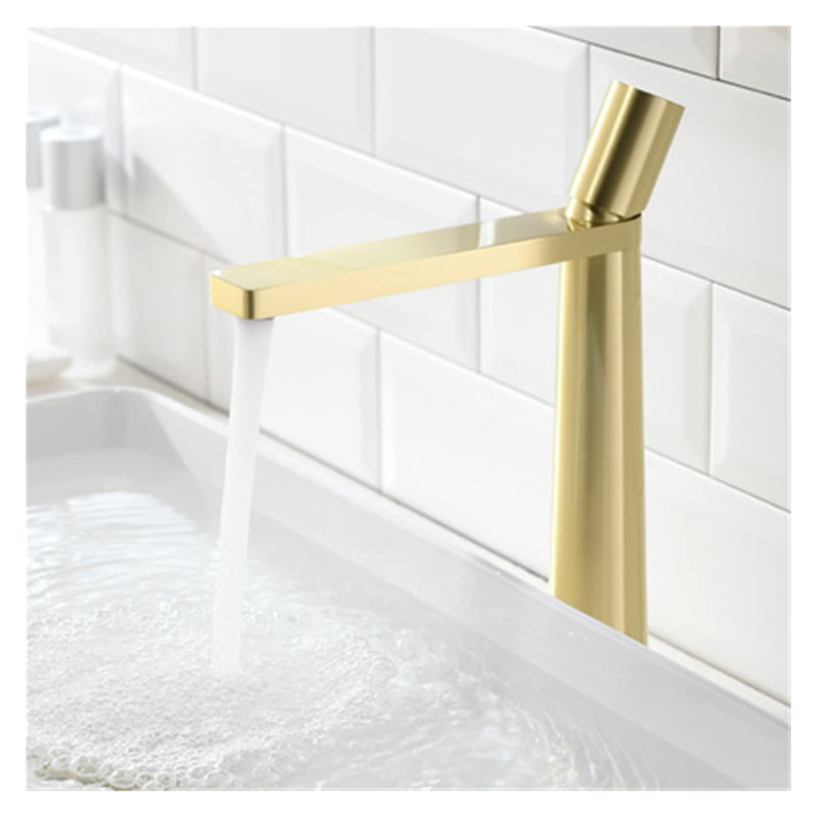 Robinet de salle de bain or brossé pour sublimer une vasque à poser
