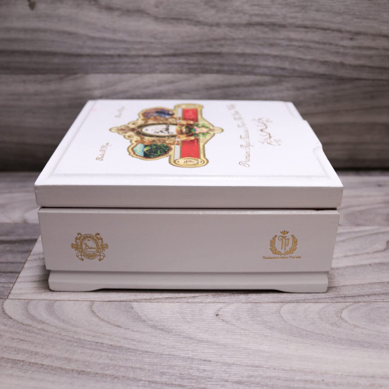 La Galera シガーボックス 20本用 Amazon.com: La Galera Connecticut Lector Empty Wood Cigar Box 7.25
