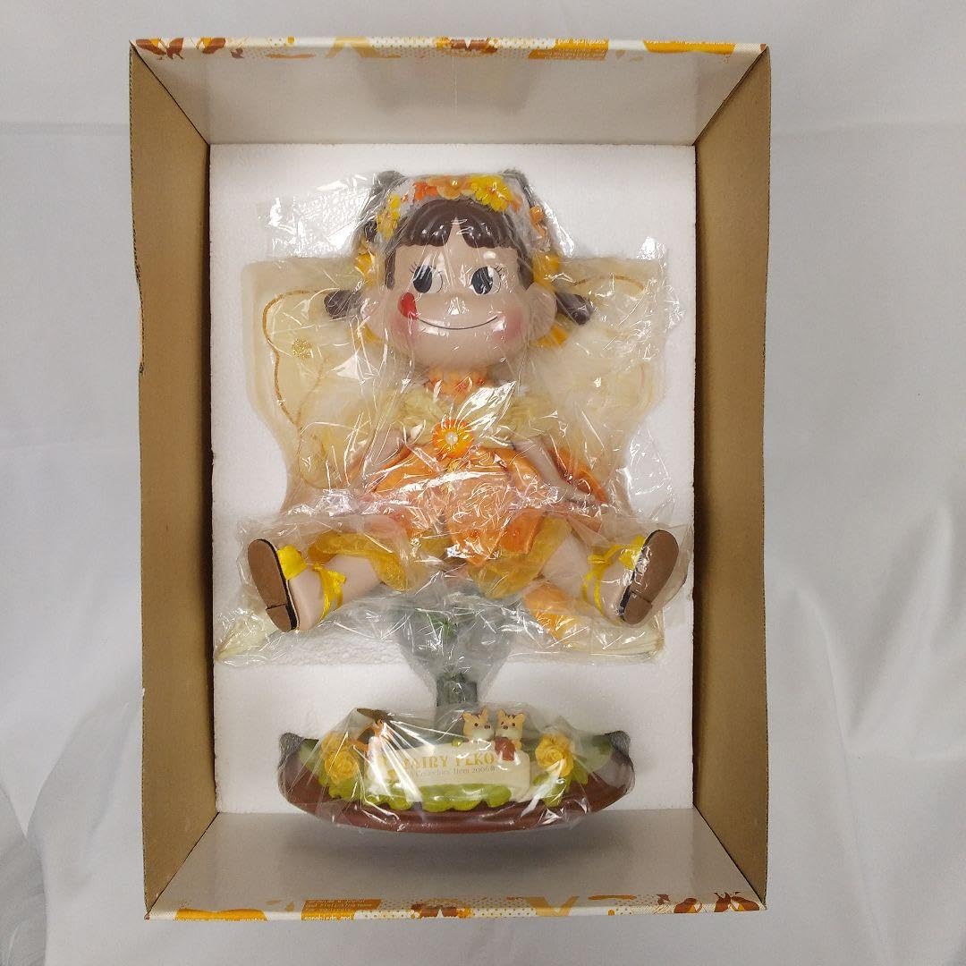 Amazon.co.jp: イヤーズペコちゃんドール2006 KI : おもちゃ