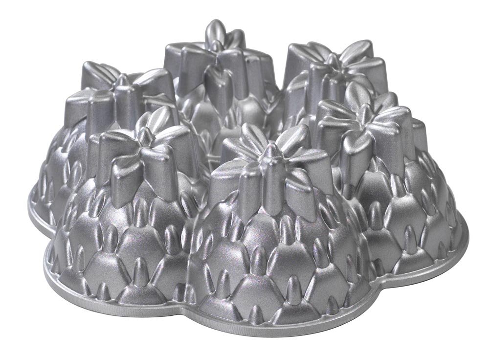 Nordic Ware ノルディックウェアAloha Bundt Pan Nordic Ware Gold Aloha Pineapple Hawaii Bundt Cake Pan Cast
